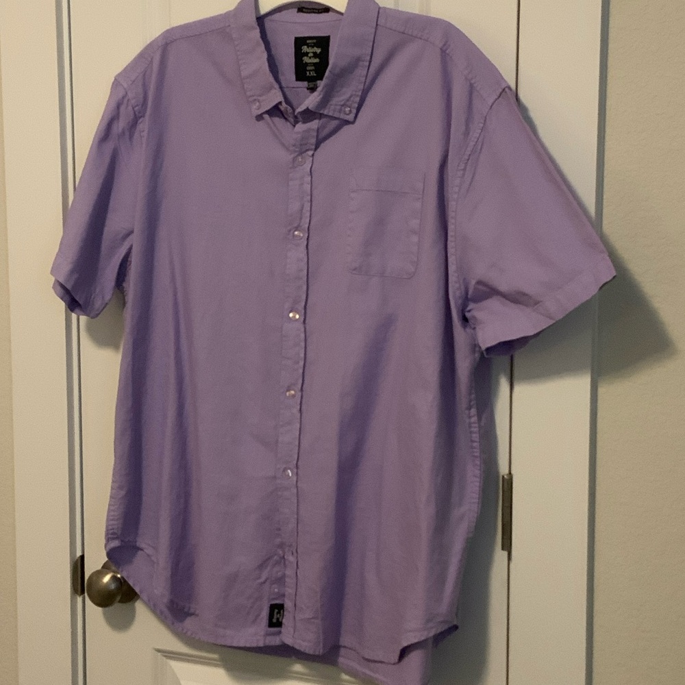 Stylish Lavender Sort Sleeve Button Down Shirt for Men